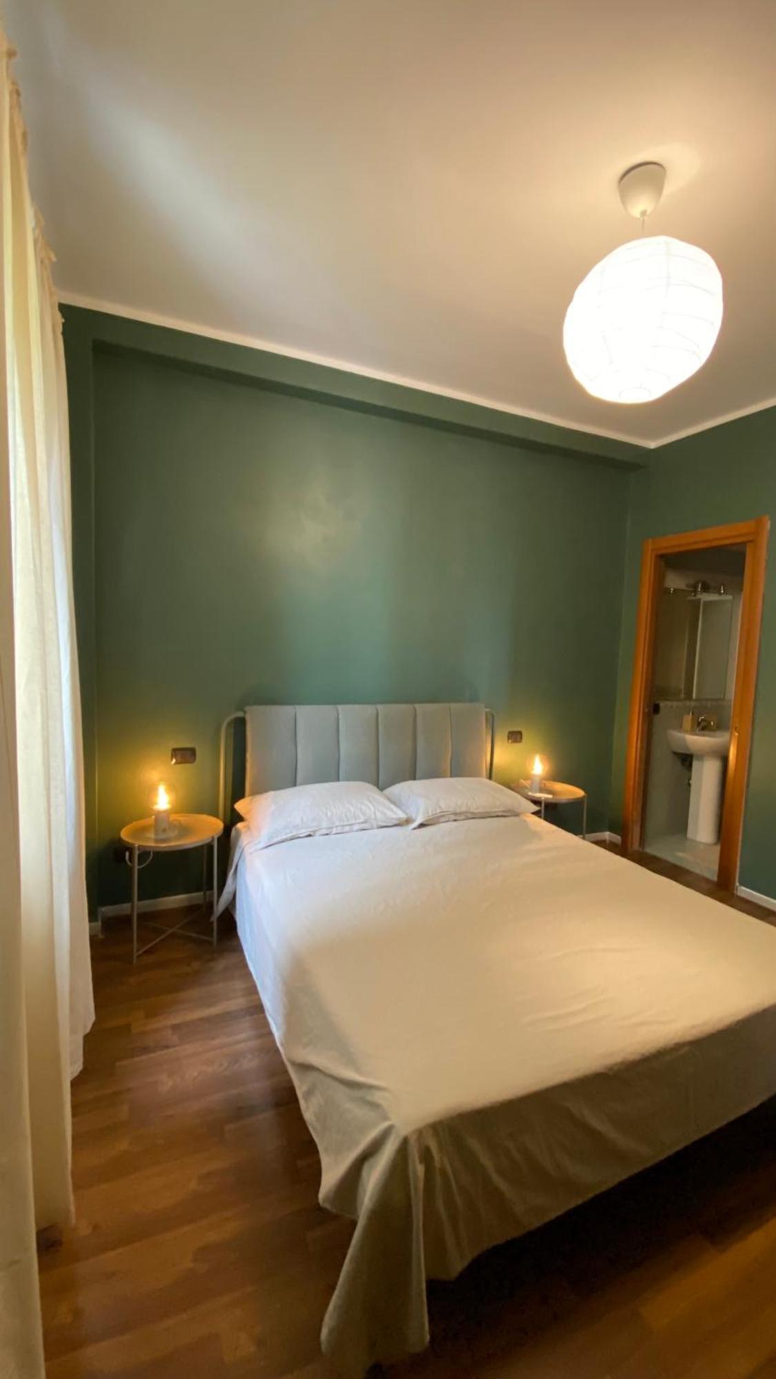 Apartmán Giu Al Porto Salerno Exteriér fotografie